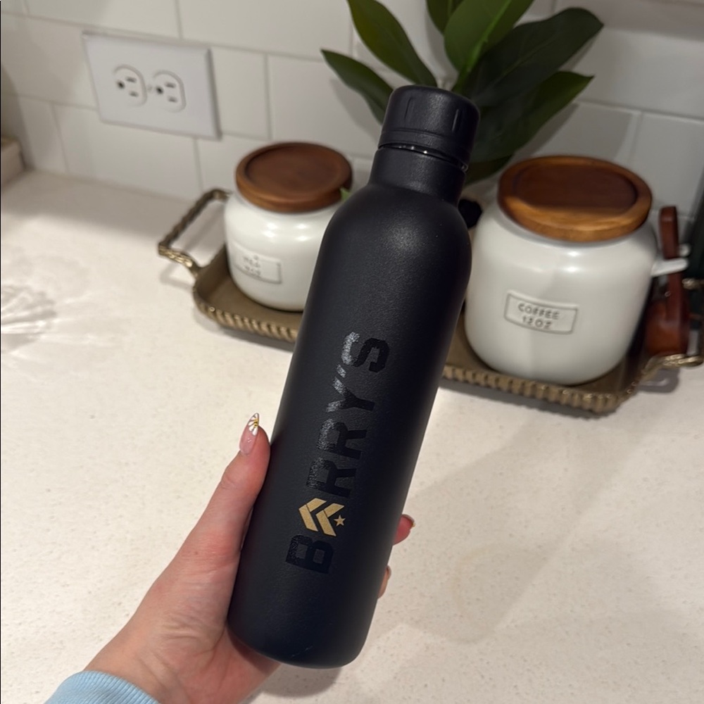 Barry's Black Water Bottle